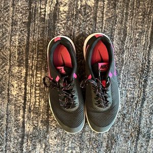 Women’s Nike shoes